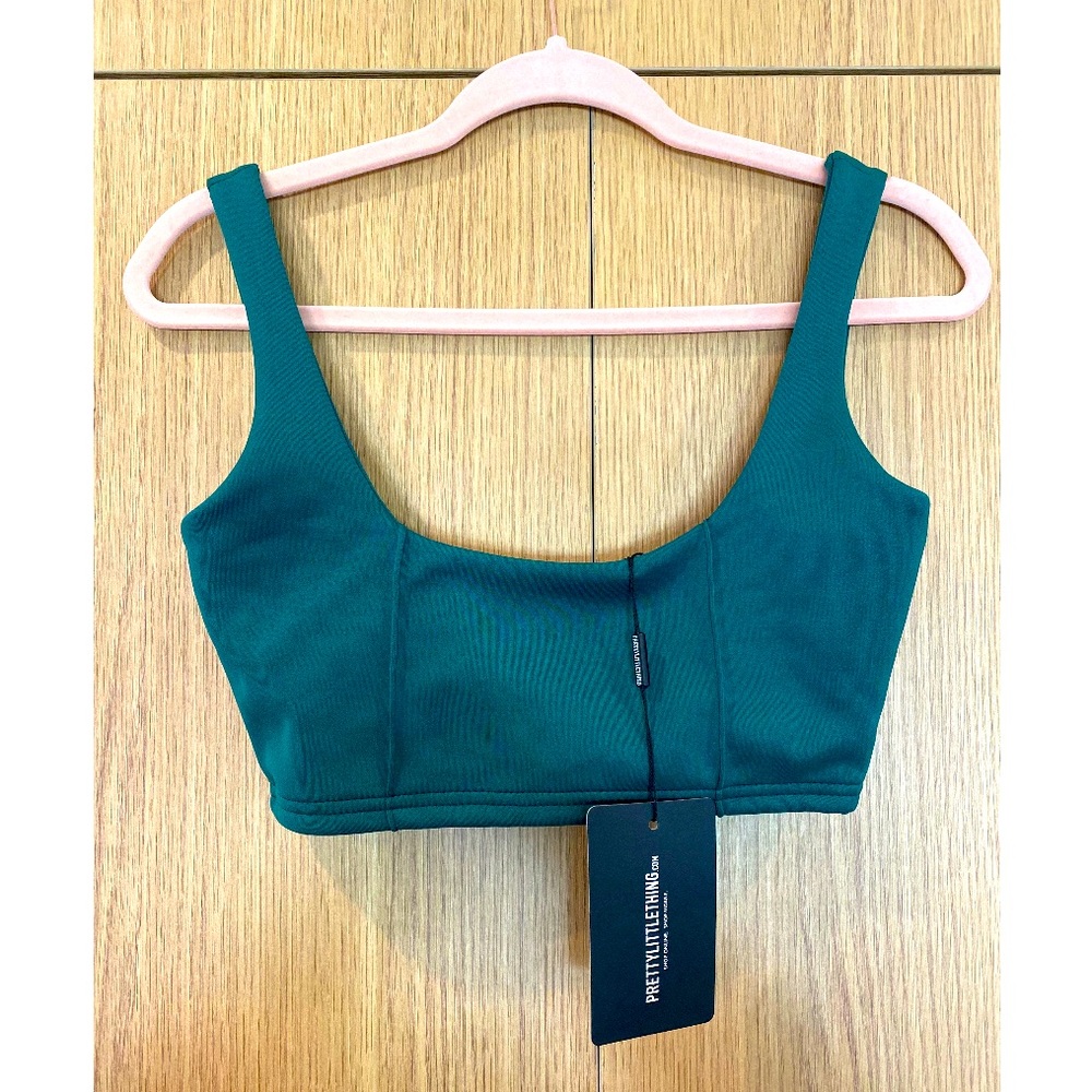 Dark green crop top